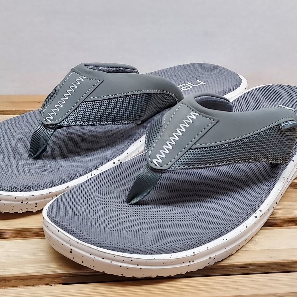 Hey Dude Mens | Grey | Flinn Free Flip Flop Sandals Size 8